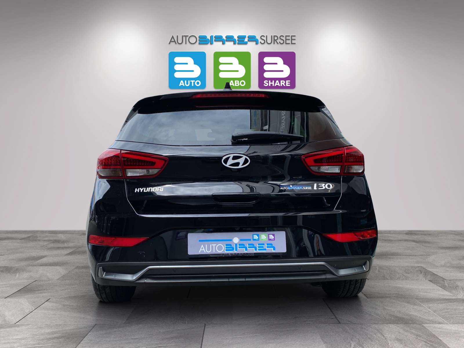 HYUNDAI i30 1.5 T-GDi Amplia-image-5
