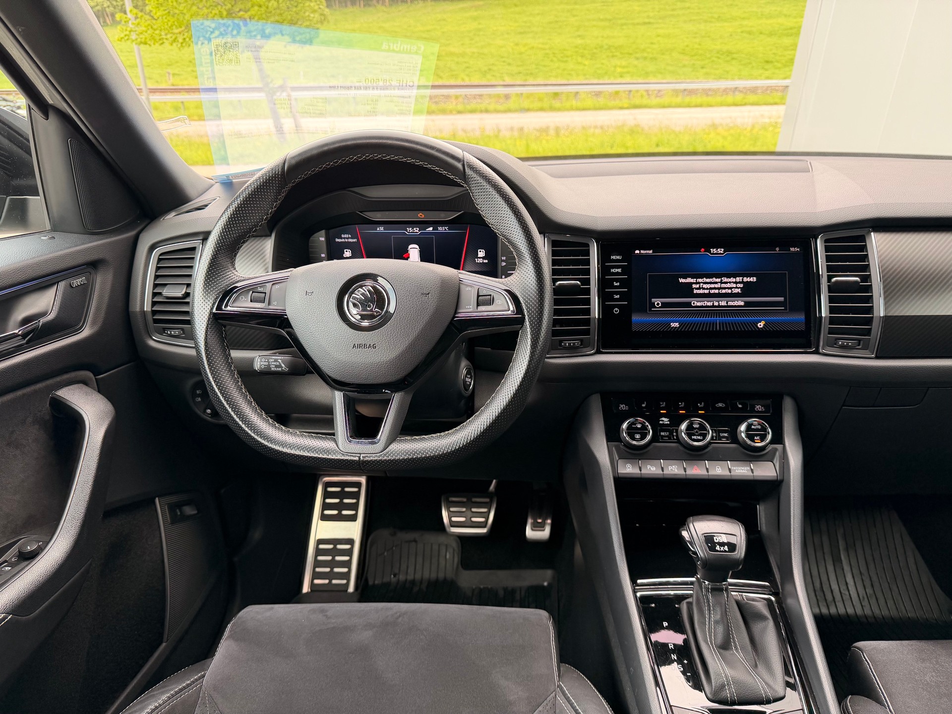 SKODA Kodiaq 2.0 TSI 4x4 Sport Line-image-9