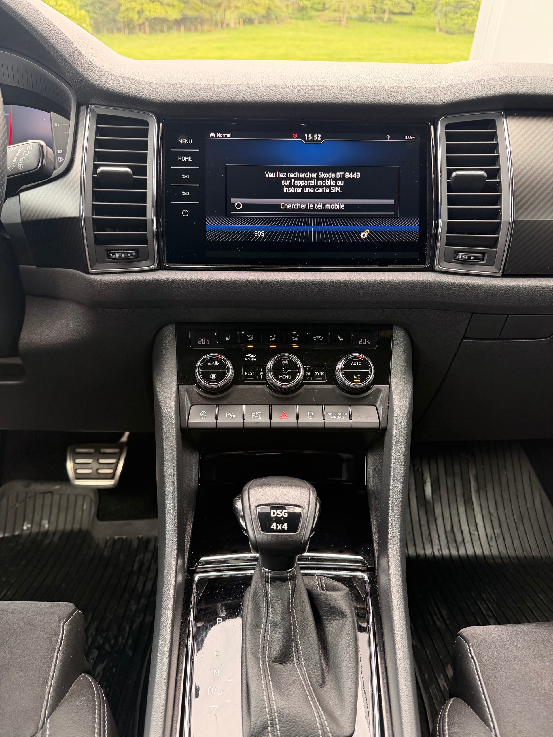 SKODA Kodiaq 2.0 TSI 4x4 Sport Line-image-10