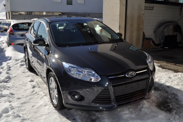 FORD Focus 1.6i EcoB SCTi 150 Carving-image-1