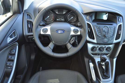 FORD Focus 1.6i EcoB SCTi 150 Carving-image-3