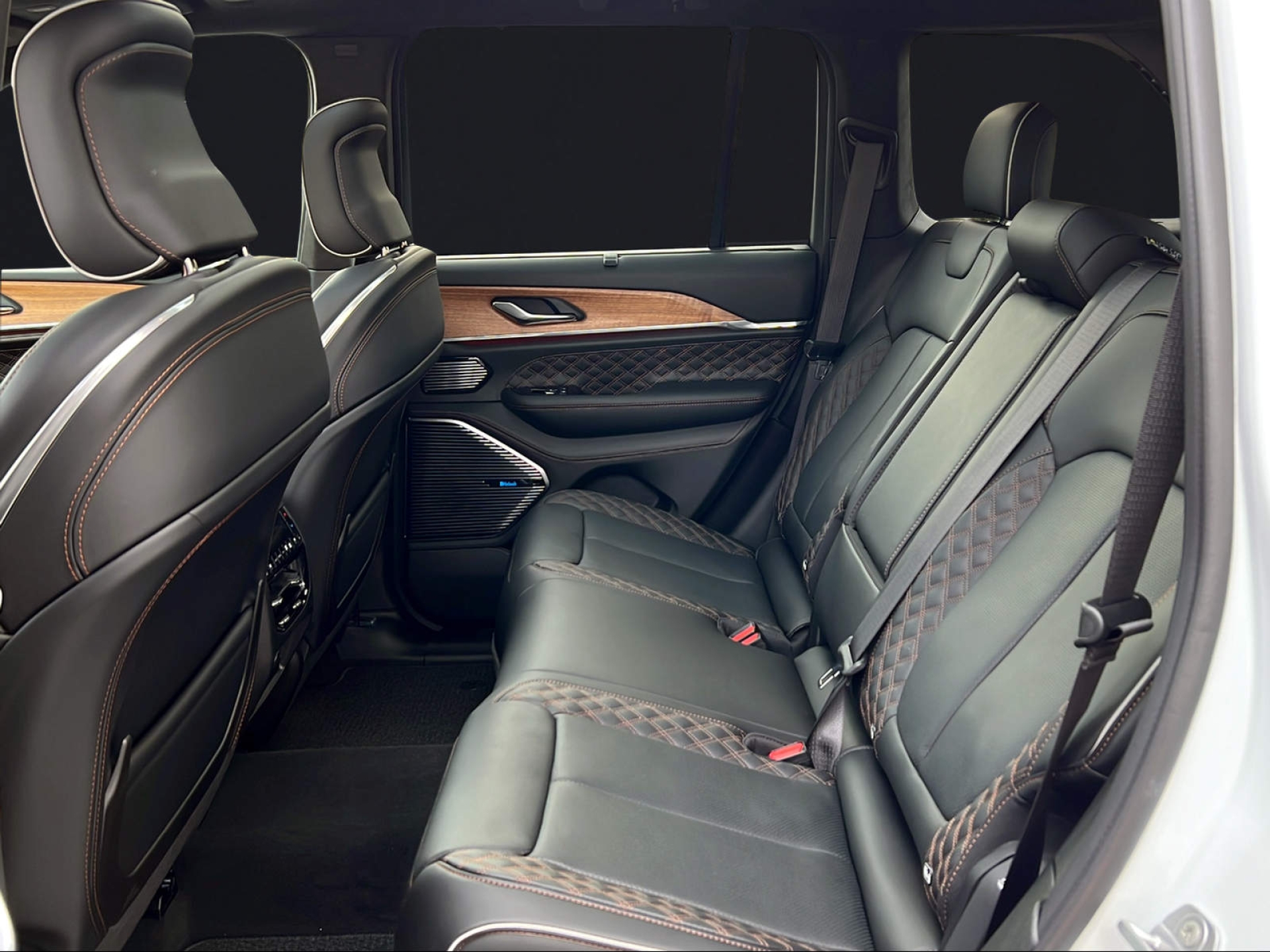 JEEP Grand Cherokee 2.0 Turbo Summi-image-15