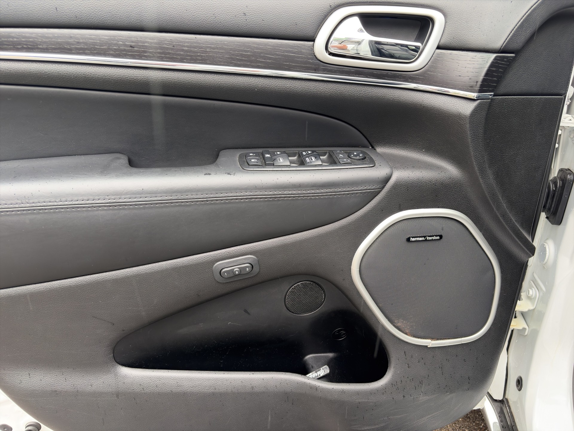 JEEP Grand Cherokee 3.0 CRD Summit Automatic-image-13