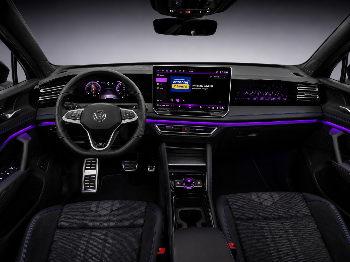 VW Tiguan 2.0 TSI DSG R-Line 4Motion-image-12