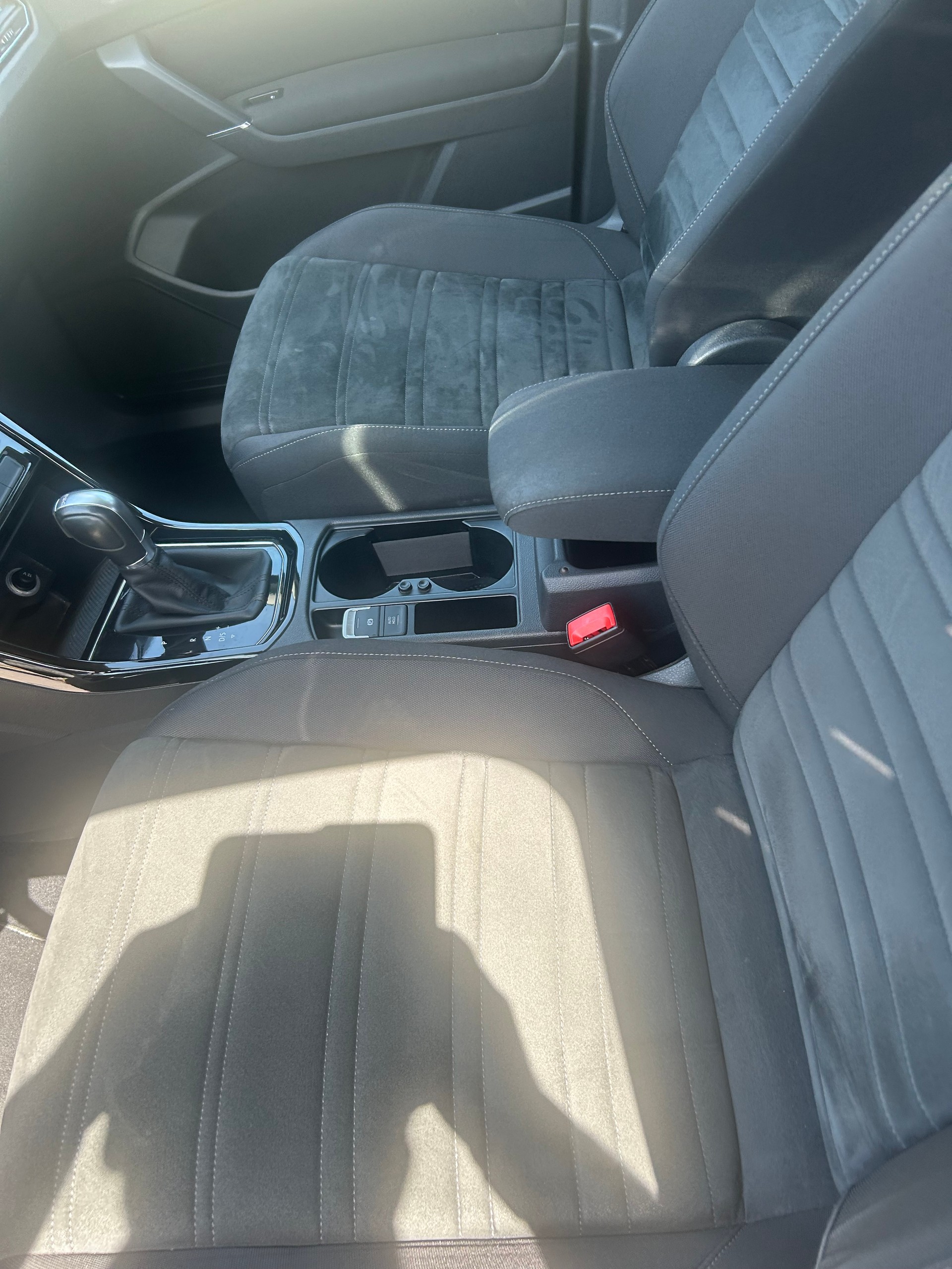 VW Touran 2.0 TDI BlueMotion Technology Sport DSG-showroom-element-3