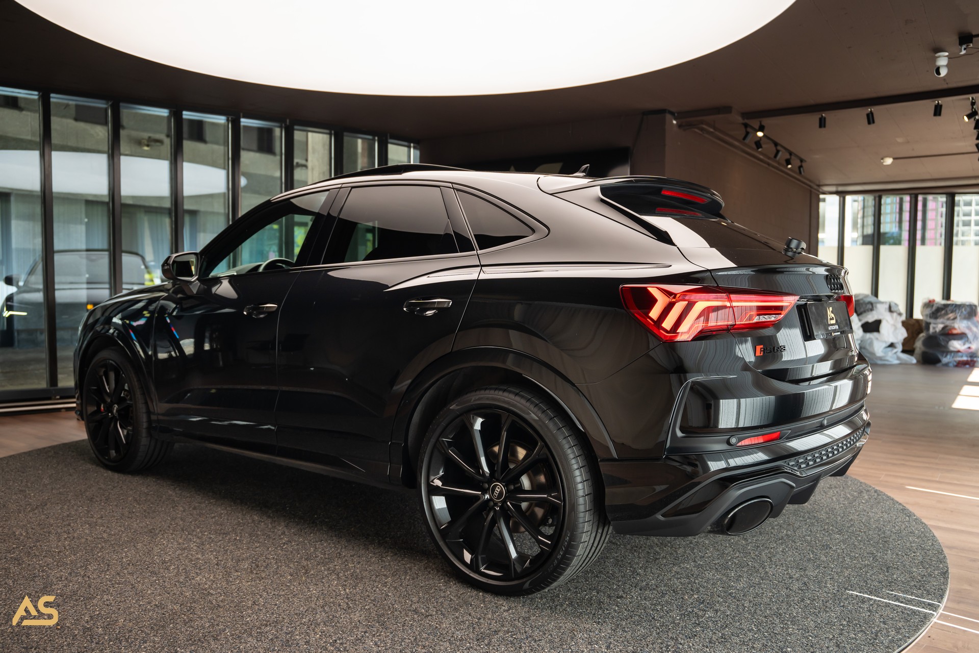 AUDI RS Q3 Sportback quattro (CH) BLACK EDITION | PANO | HOME LINK | 360° | GRATIS-SERVICE-image-5
