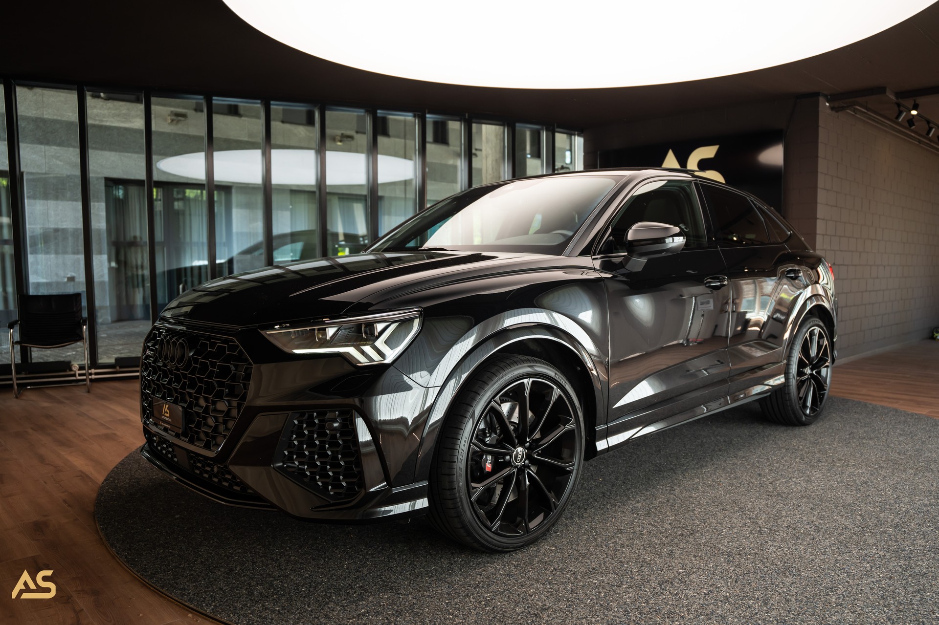 AUDI RS Q3 Sportback quattro (CH) BLACK EDITION | PANO | HOME LINK | 360° | GRATIS-SERVICE-showroom-element-1