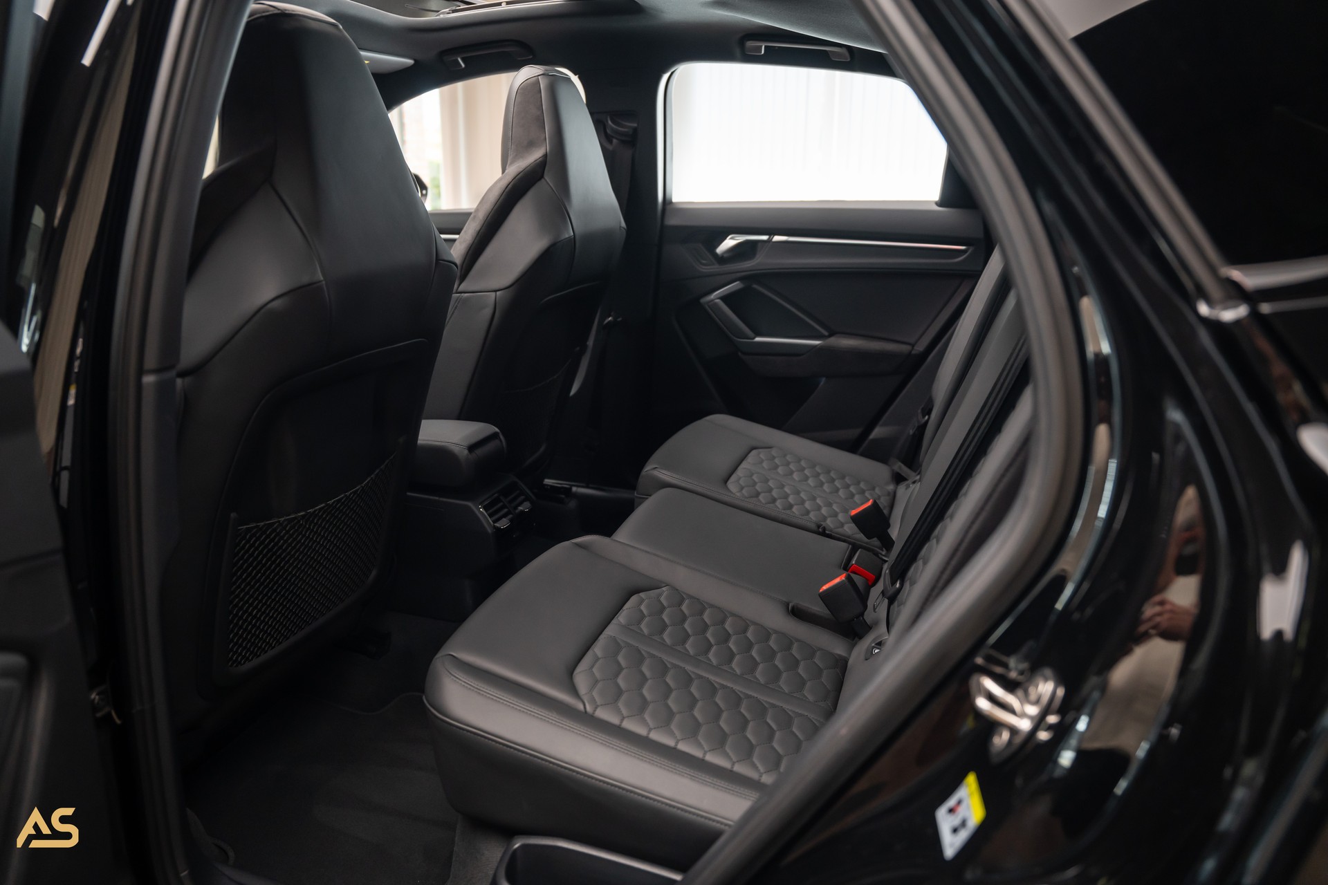 AUDI RS Q3 Sportback quattro (CH) BLACK EDITION | PANO | HOME LINK | 360° | GRATIS-SERVICE-image-15
