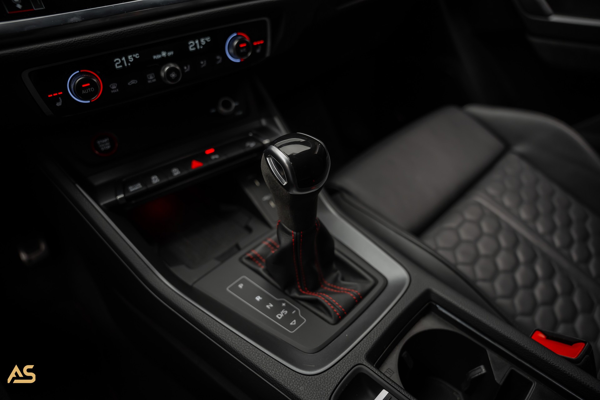 AUDI RS Q3 Sportback quattro (CH) BLACK EDITION | PANO | HOME LINK | 360° | GRATIS-SERVICE-image-26