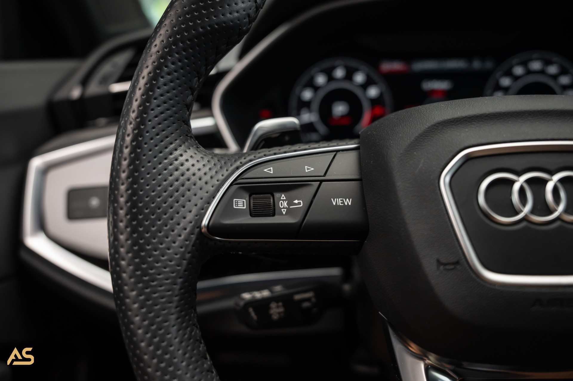 AUDI RS Q3 Sportback quattro (CH) BLACK EDITION | PANO | HOME LINK | 360° | GRATIS-SERVICE-image-20