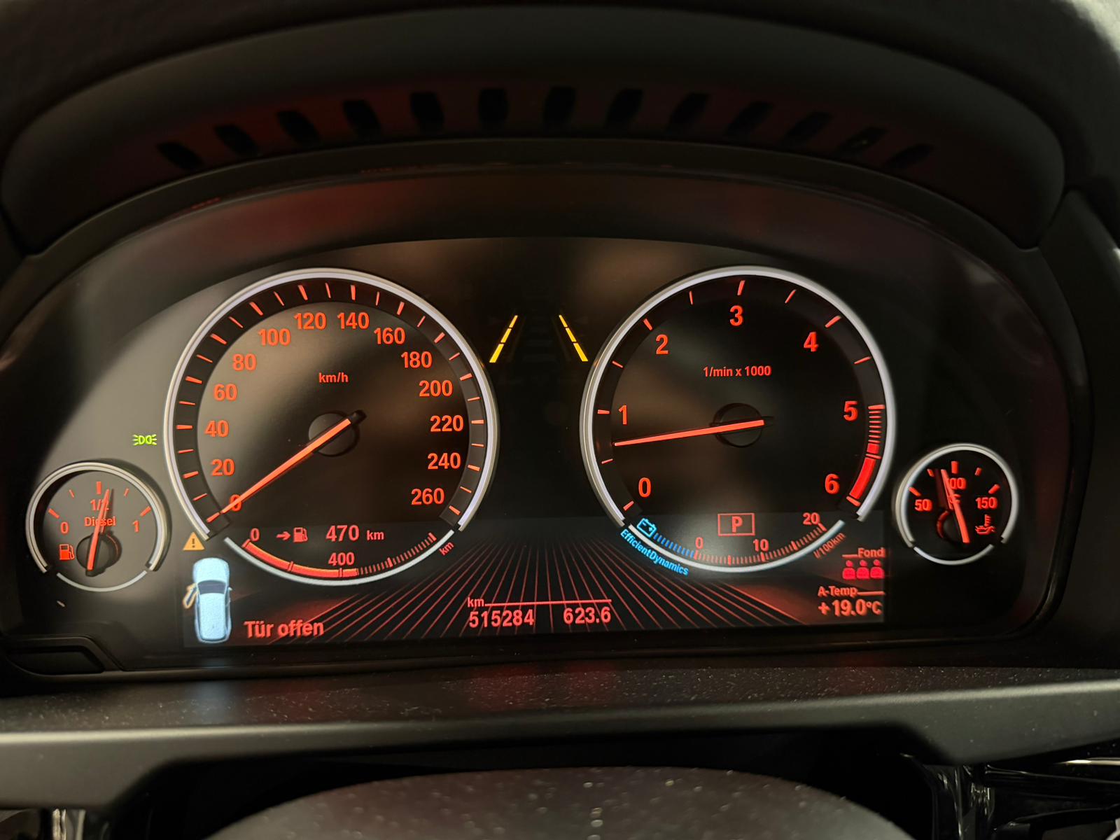 BMW X5 xDrive 40d Steptronic-image-27