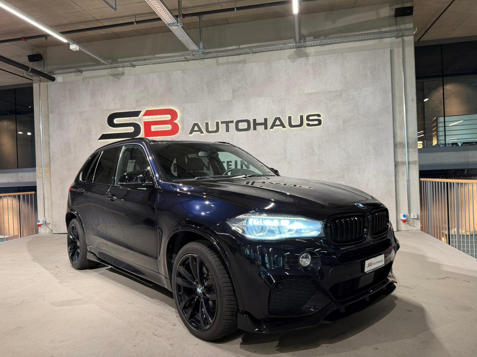 BMW X5 xDrive 40d Steptronic-showroom-element-1