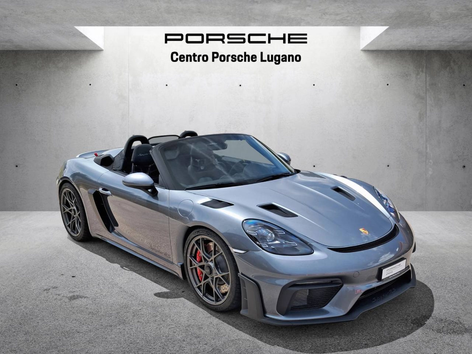PORSCHE 718 Spyder RS-image-5