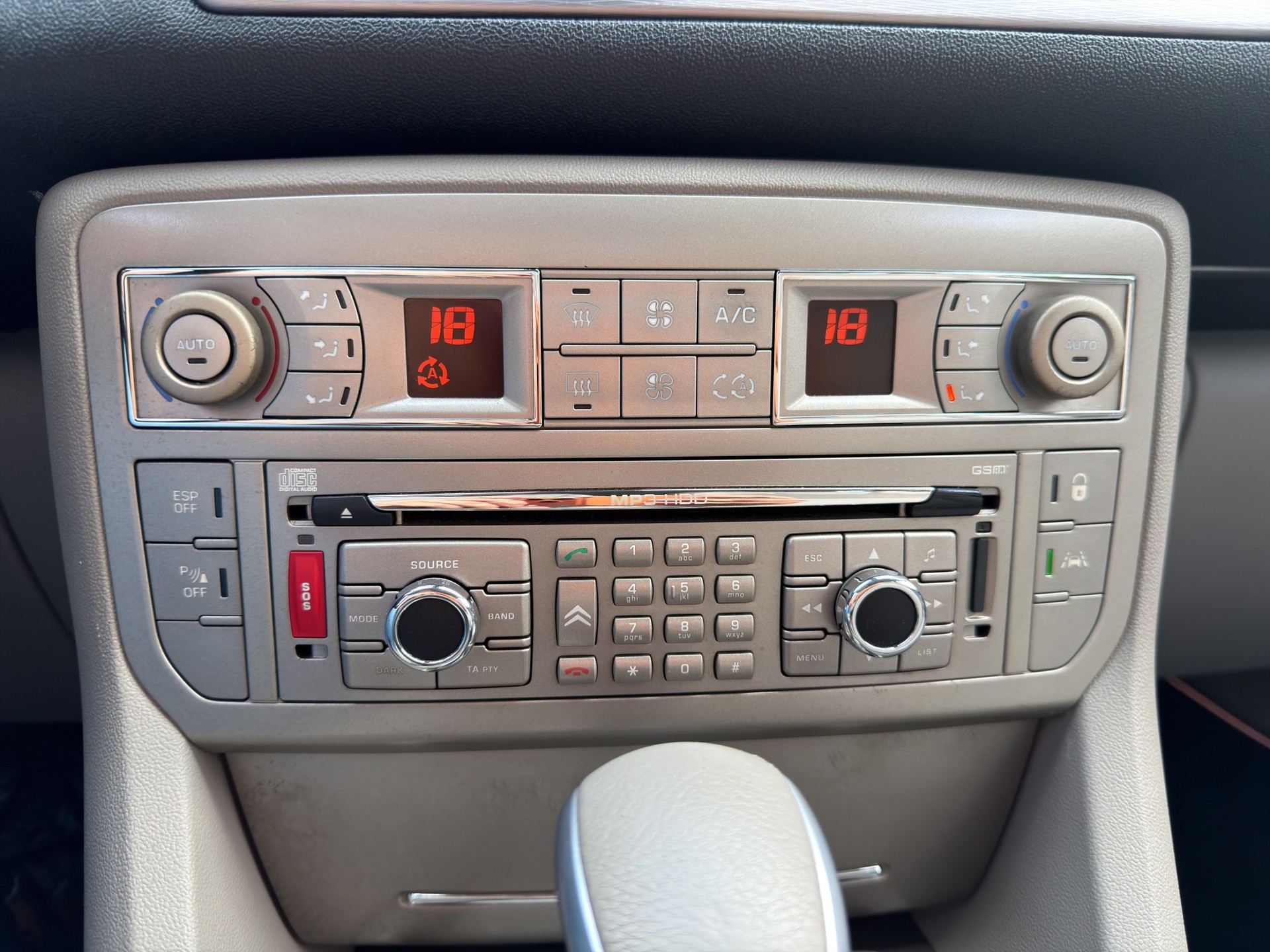 CITROEN C5 Berline 3.0i Exclusive Automatic-image-14