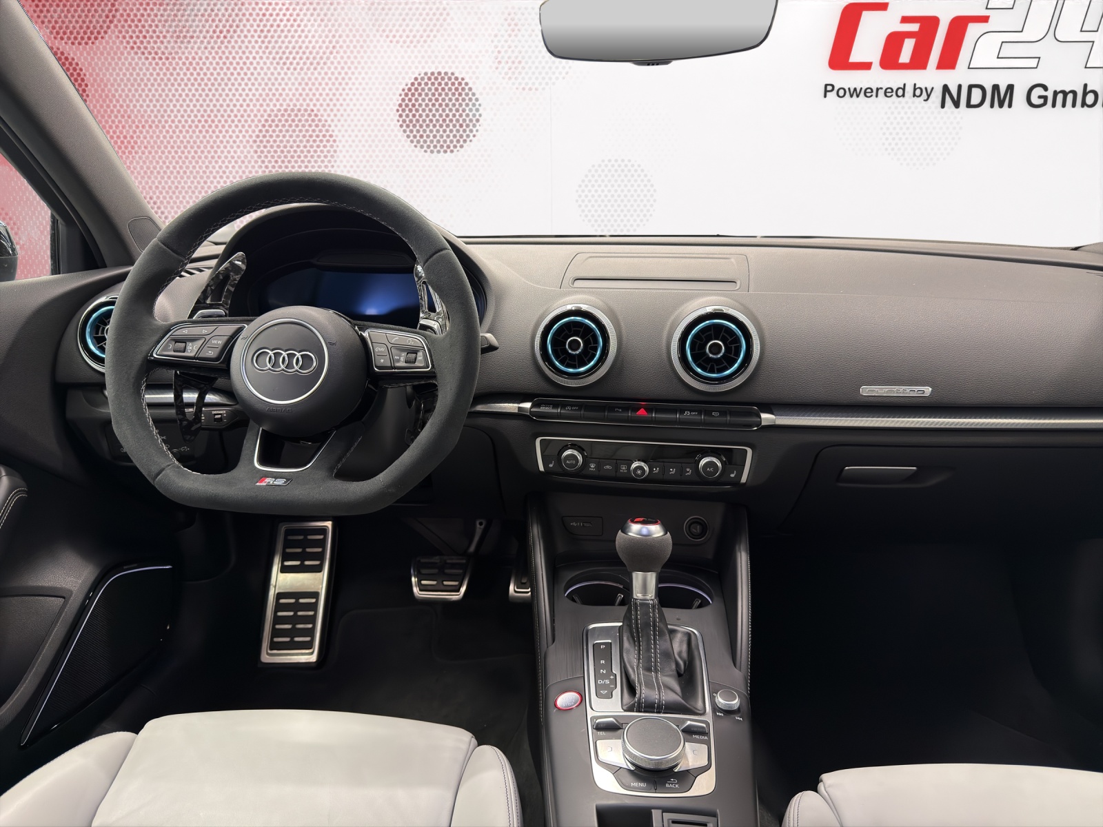AUDI RS3 Limousine 2.5 TSI quattro S-tronic-image-8