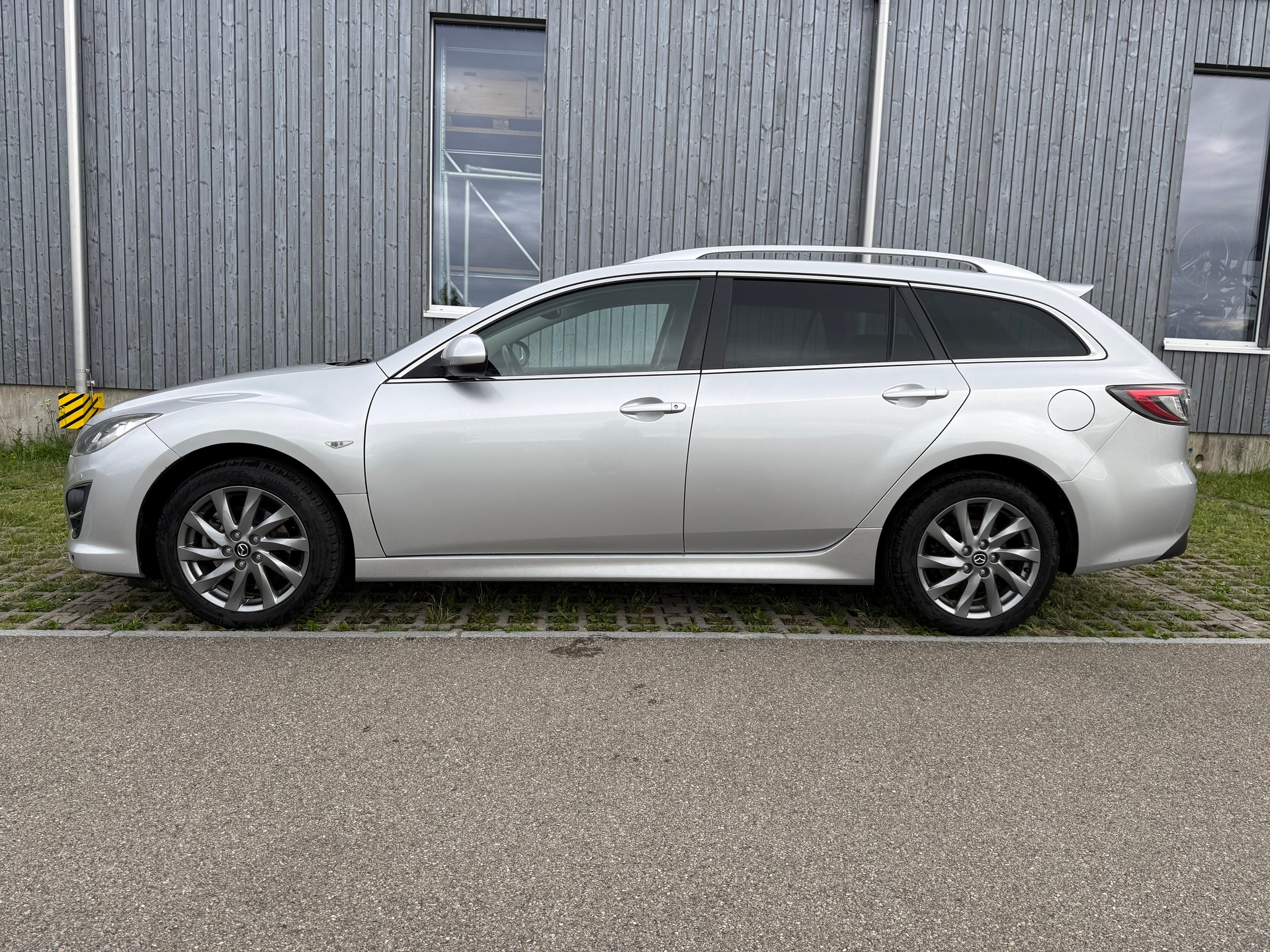 MAZDA 6 2.0 16V DISI Exclusive-image-4
