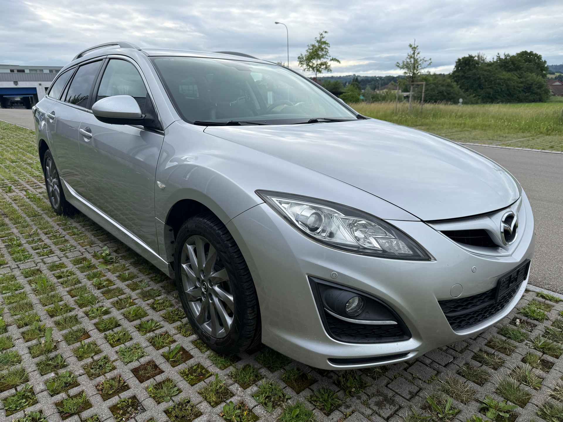 MAZDA 6 2.0 16V DISI Exclusive-showroom-element-1