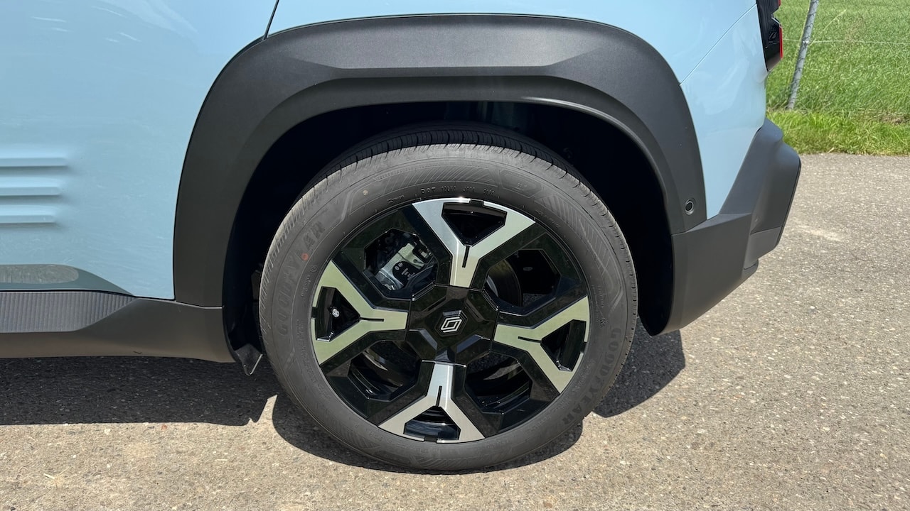 RENAULT R4 E-Tech Comfort Range 52 kWh Techno-image-10