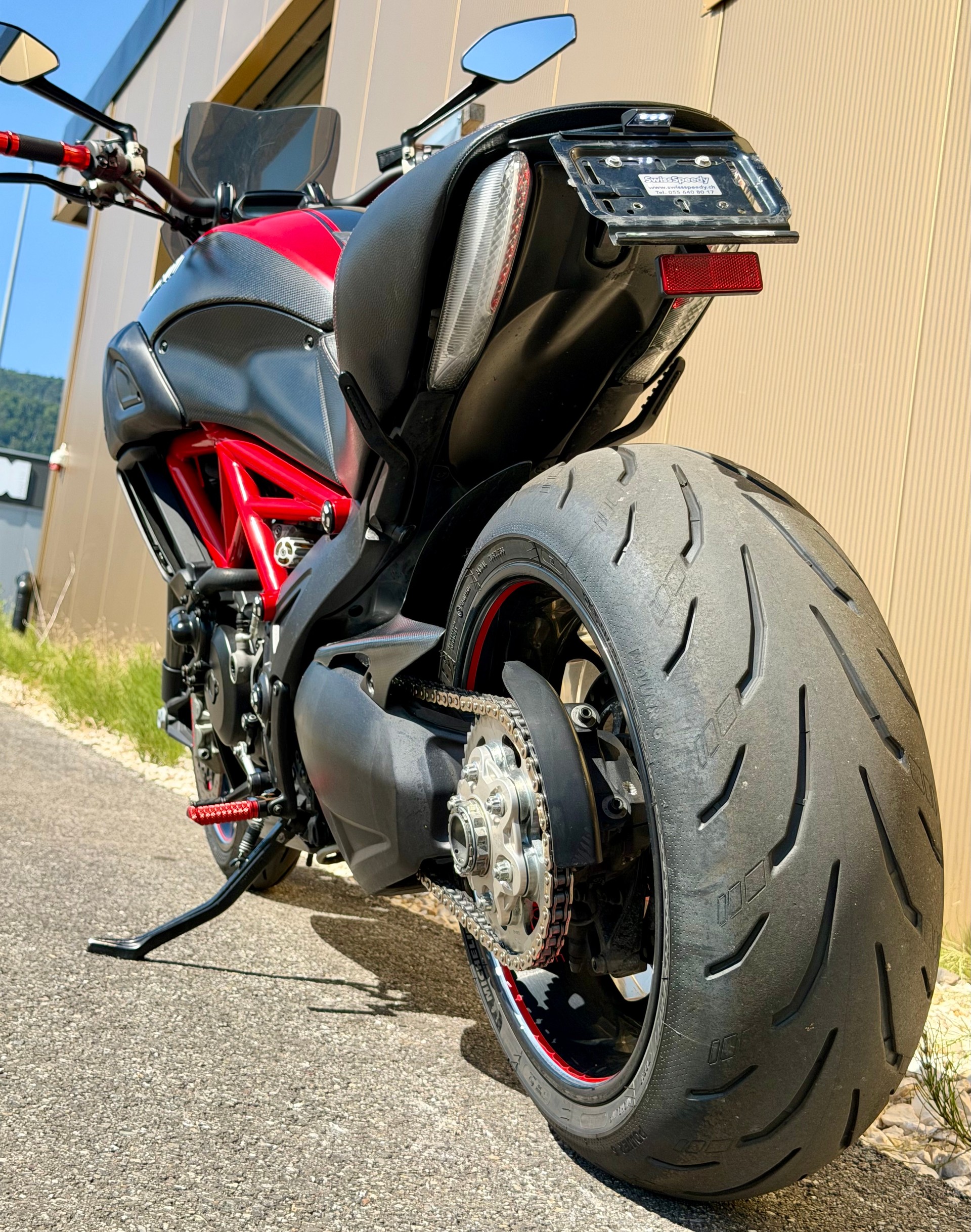 DUCATI Diavel 1200 Carbon red TERMIGNONI-image-12