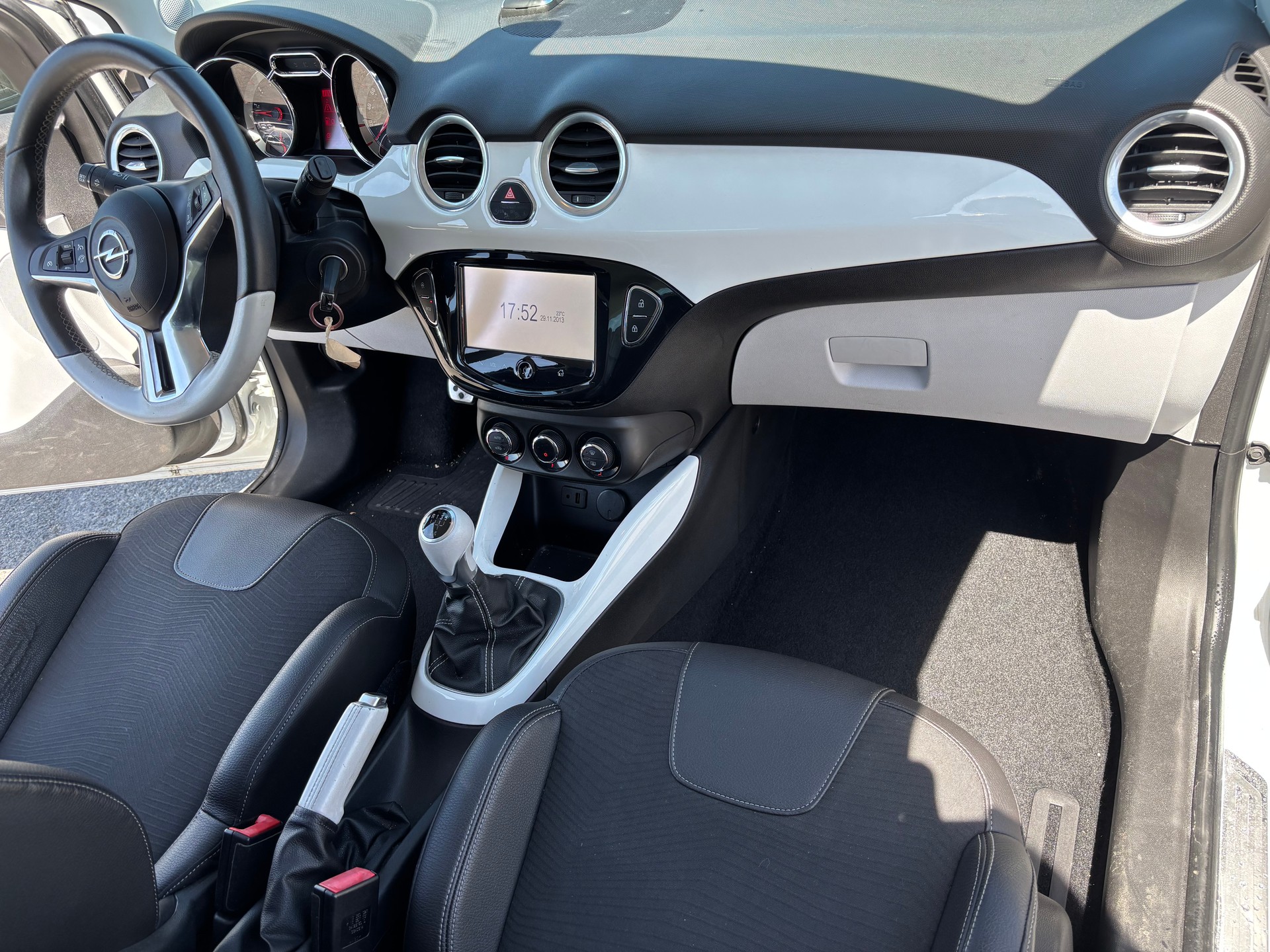 OPEL Adam 1.4 ecoFLEX White Link-image-9