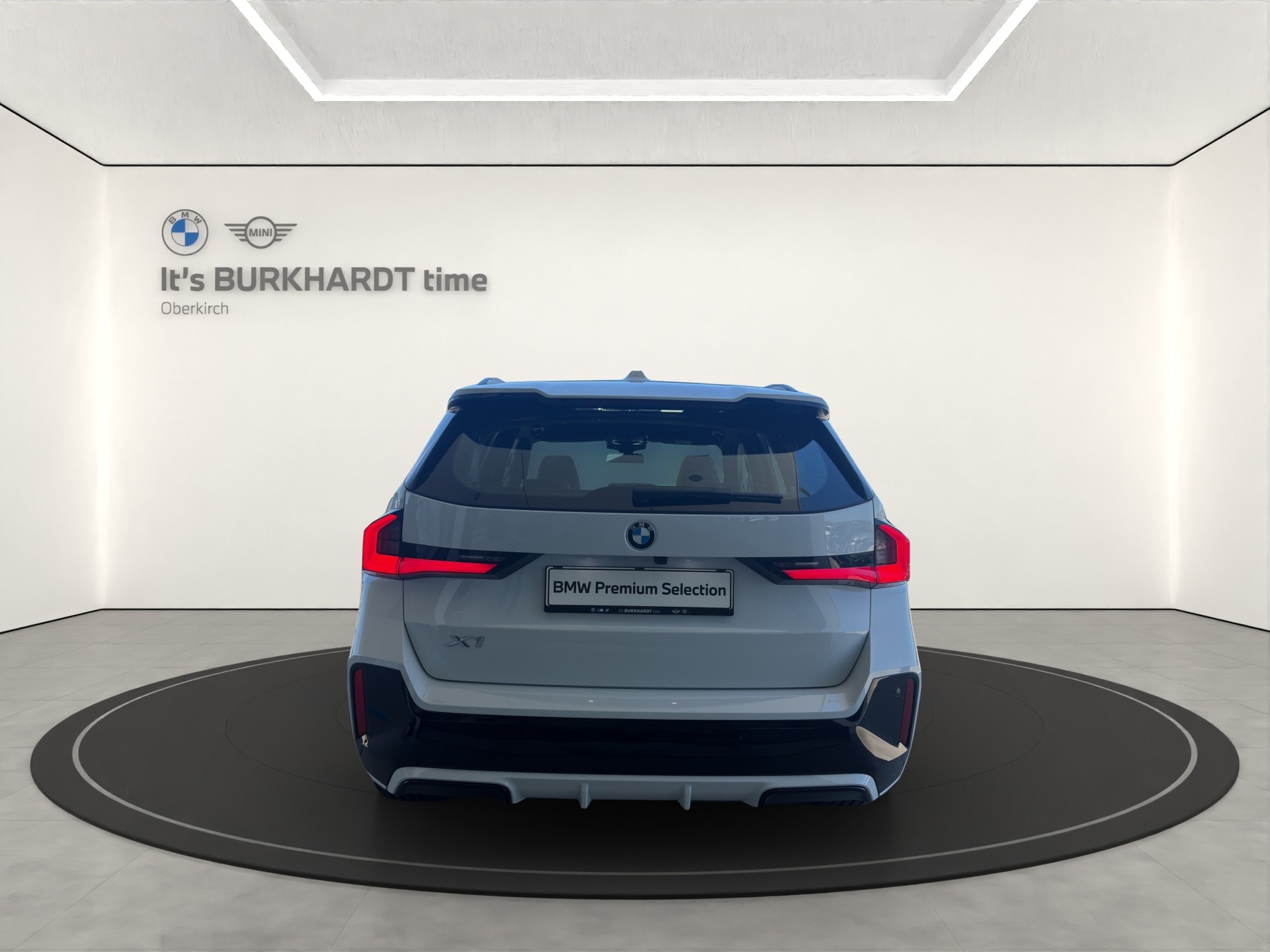 BMW X1 xDrive 20d 48V M Sport-showroom-element-3