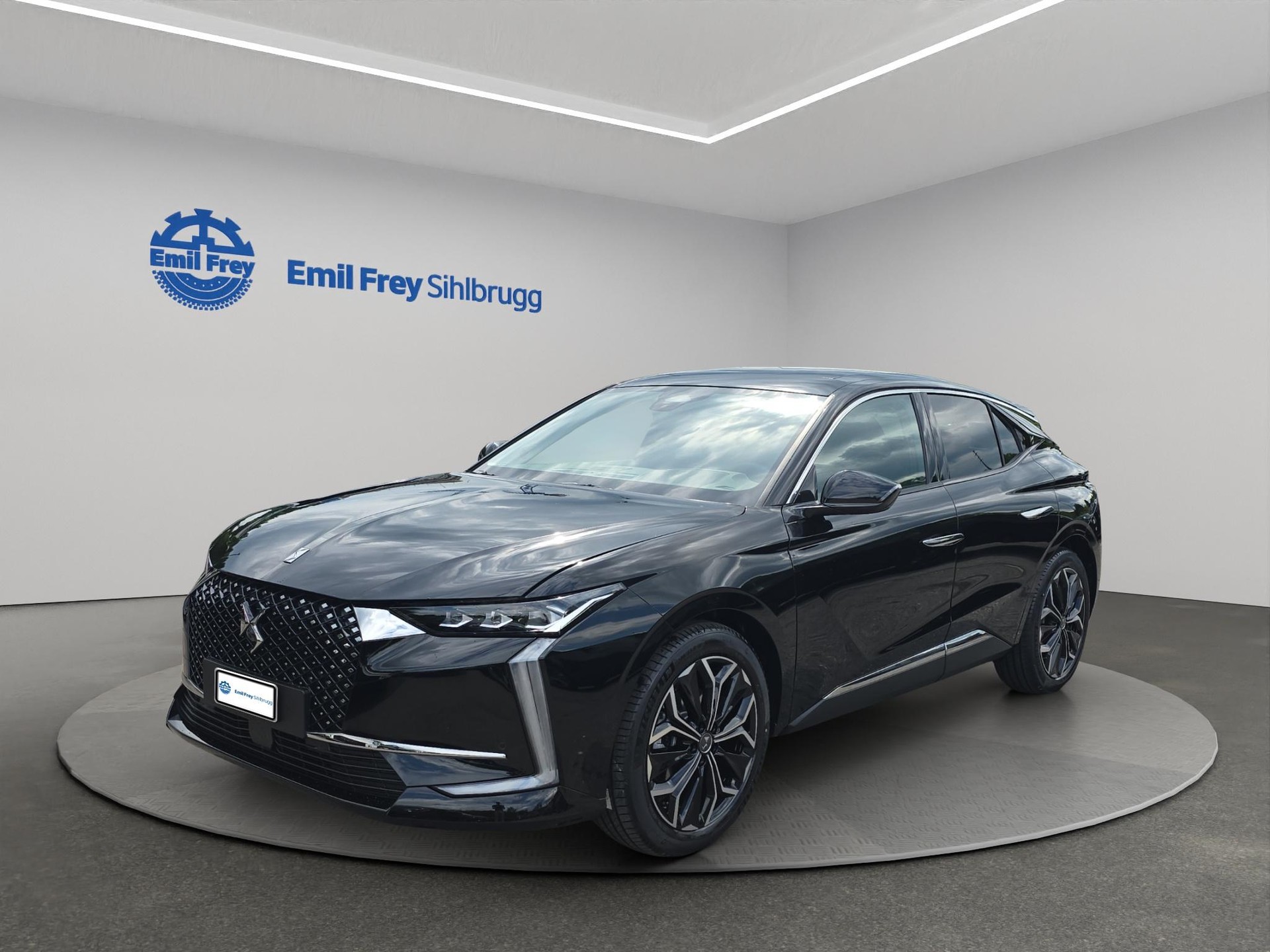 DS AUTOMOBILES 4 1.2 Hybrid Antoine de Saint Exupéry