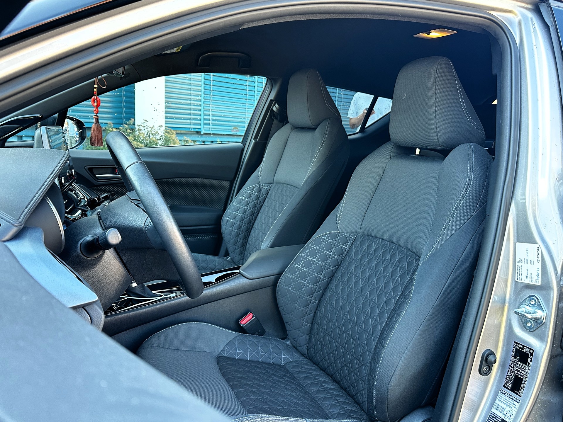 TOYOTA C-HR 2.0 HSD CVT Trend-image-9