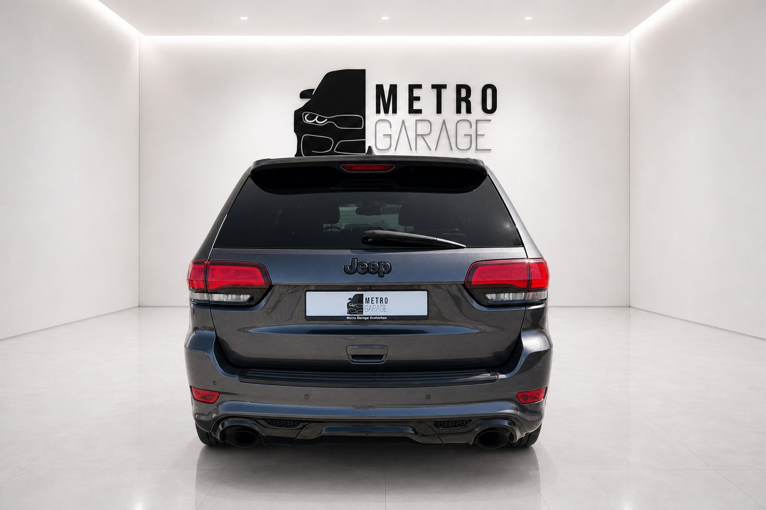 JEEP Grand Cherokee 6.4 V8 HEMI SRT8 Automatic-showroom-element-3