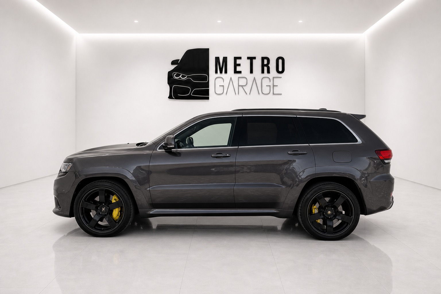 JEEP Grand Cherokee 6.4 V8 HEMI SRT8 Automatic-showroom-element-1
