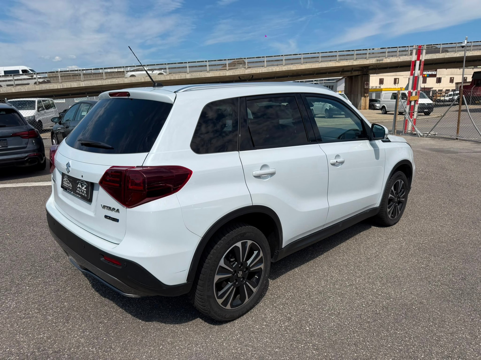SUZUKI Vitara 1.5 Hybrid Edition 35 4x4 AGS-image-5