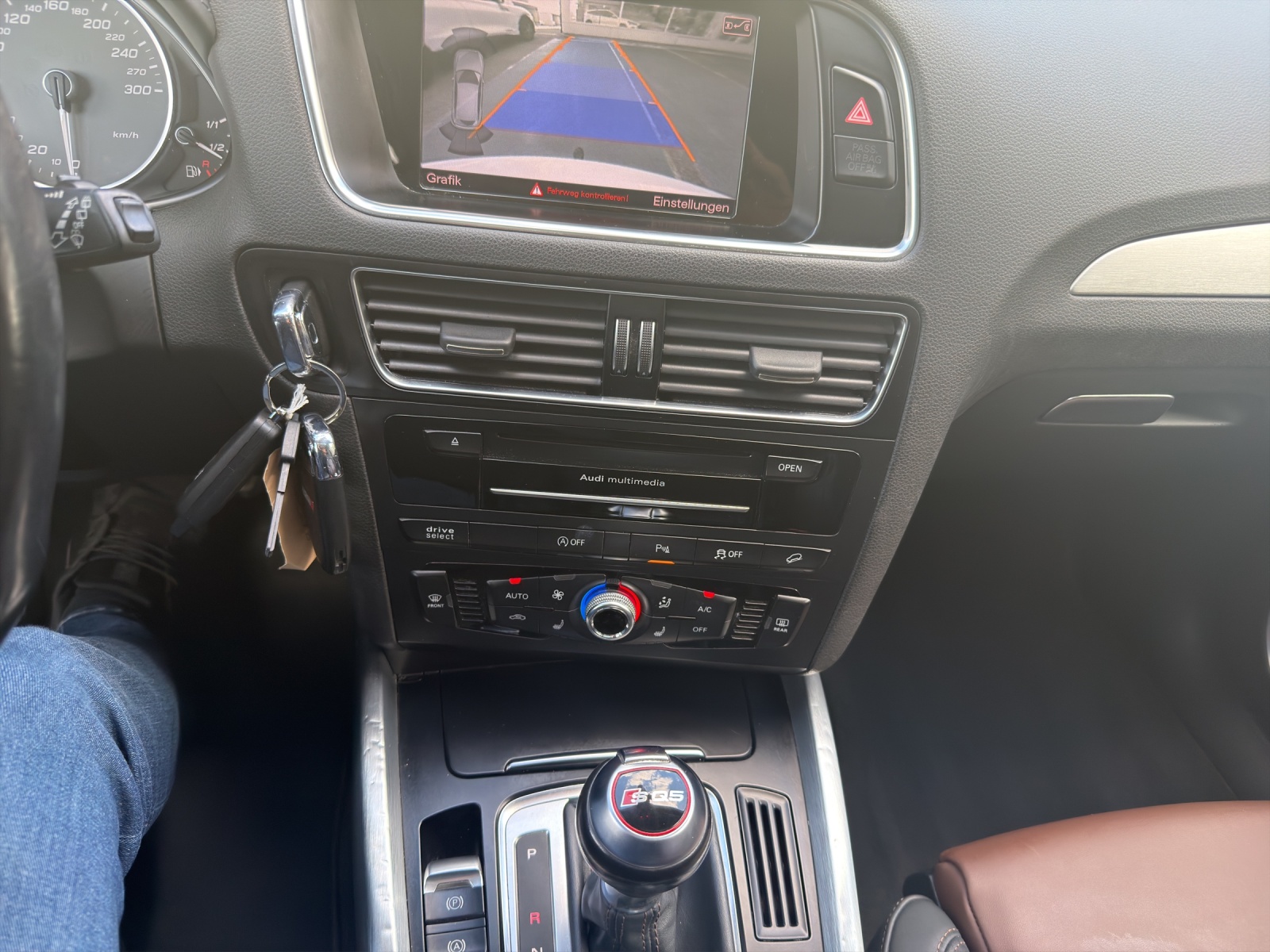 AUDI SQ5 3.0 V6 Bi-TDI quattro T-Tronic-image-13
