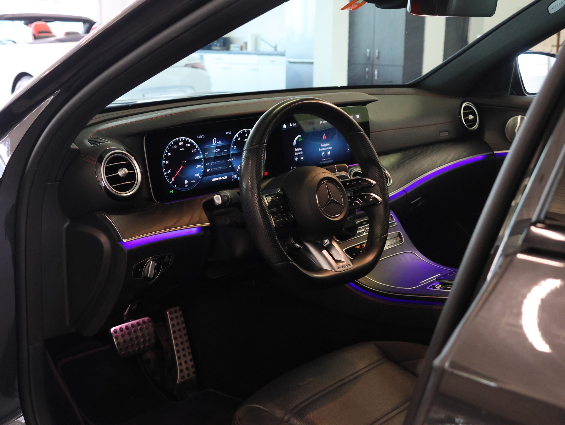 MERCEDES-BENZ AMG E 53 4Matic+ Speedshift 9G-TCT *360 Kamera* *Panoramadach* *Burmester*-image-13