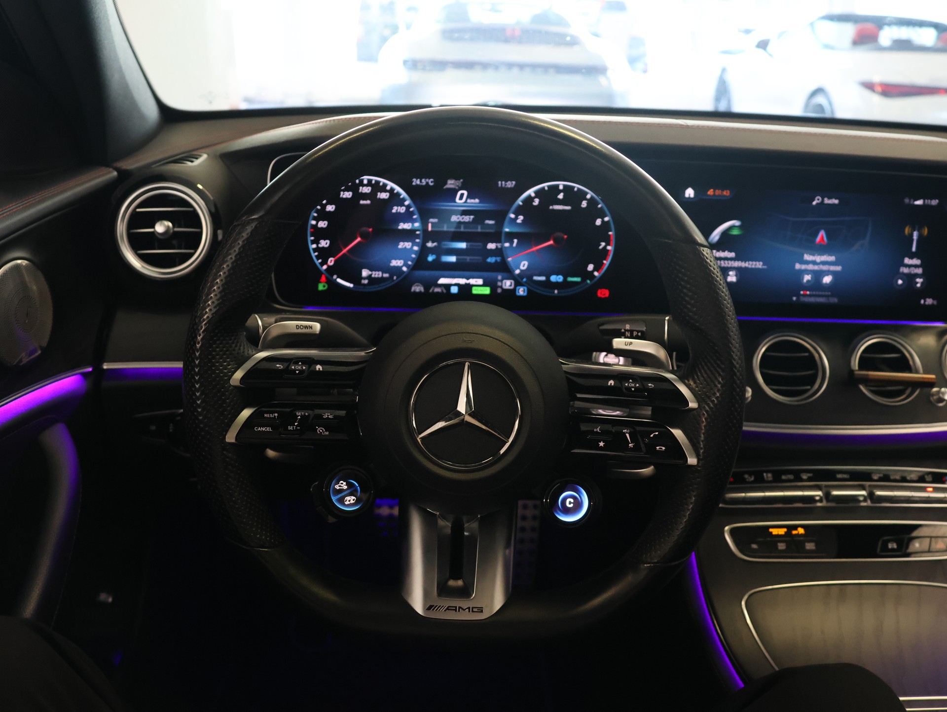 MERCEDES-BENZ AMG E 53 4Matic+ Speedshift 9G-TCT *360 Kamera* *Panoramadach* *Burmester*-image-14