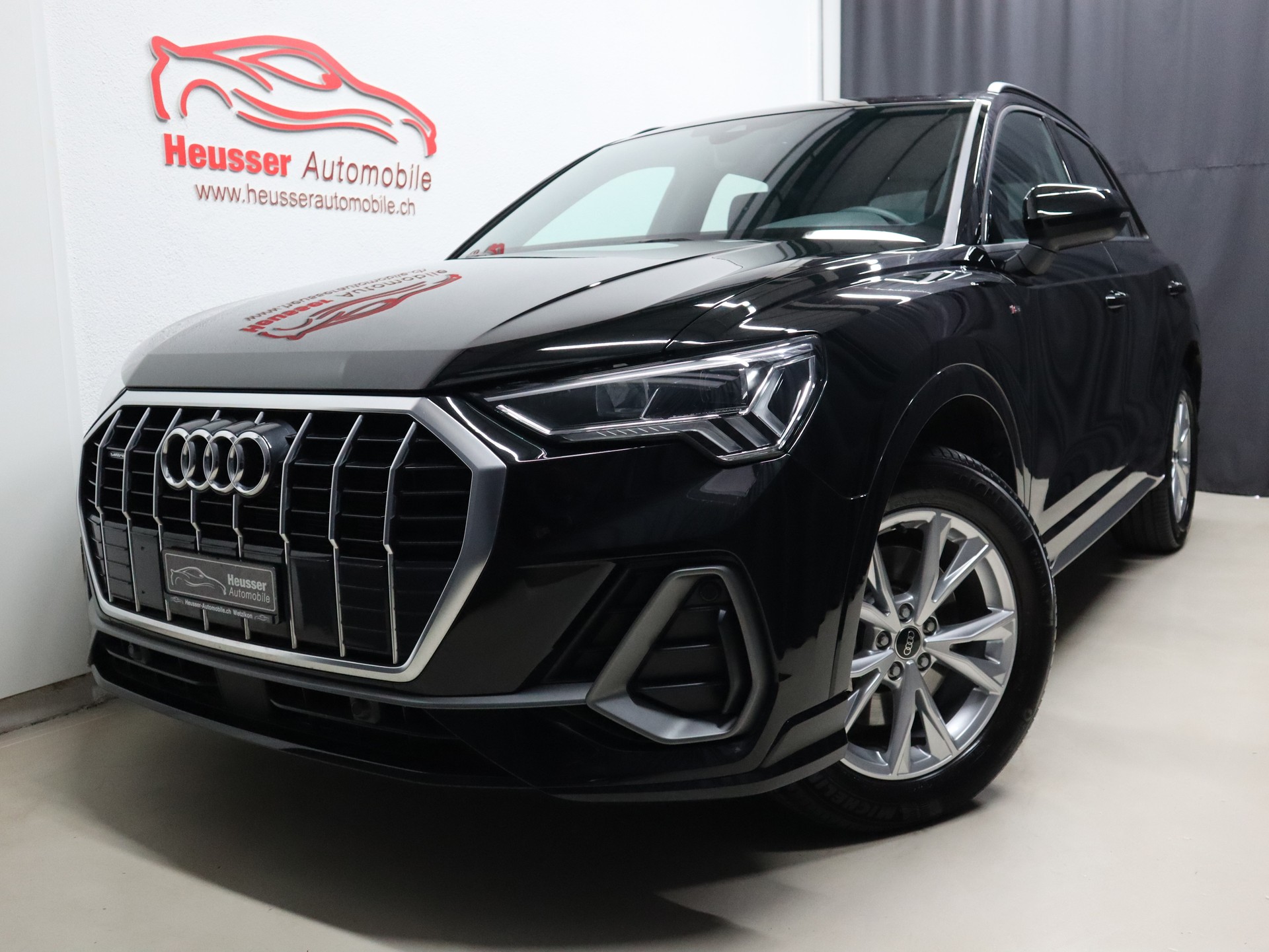 AUDI Q3 40 TFSI S Line quattro S-tronic - Virtual Cockpit Plus - LED - Navi - Leder - Kamera - 190 PS