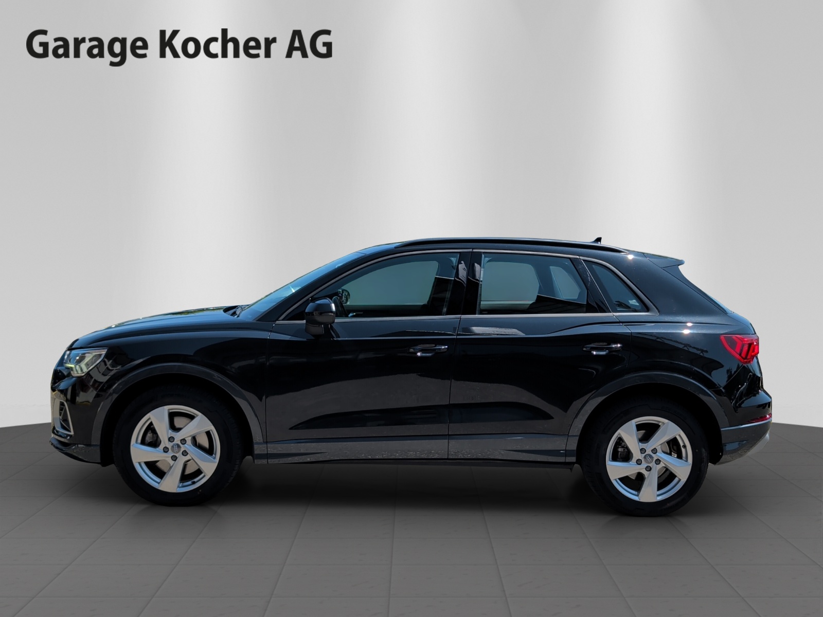 AUDI Q3 40 TDI advanced quattro S-tronic-showroom-element-2