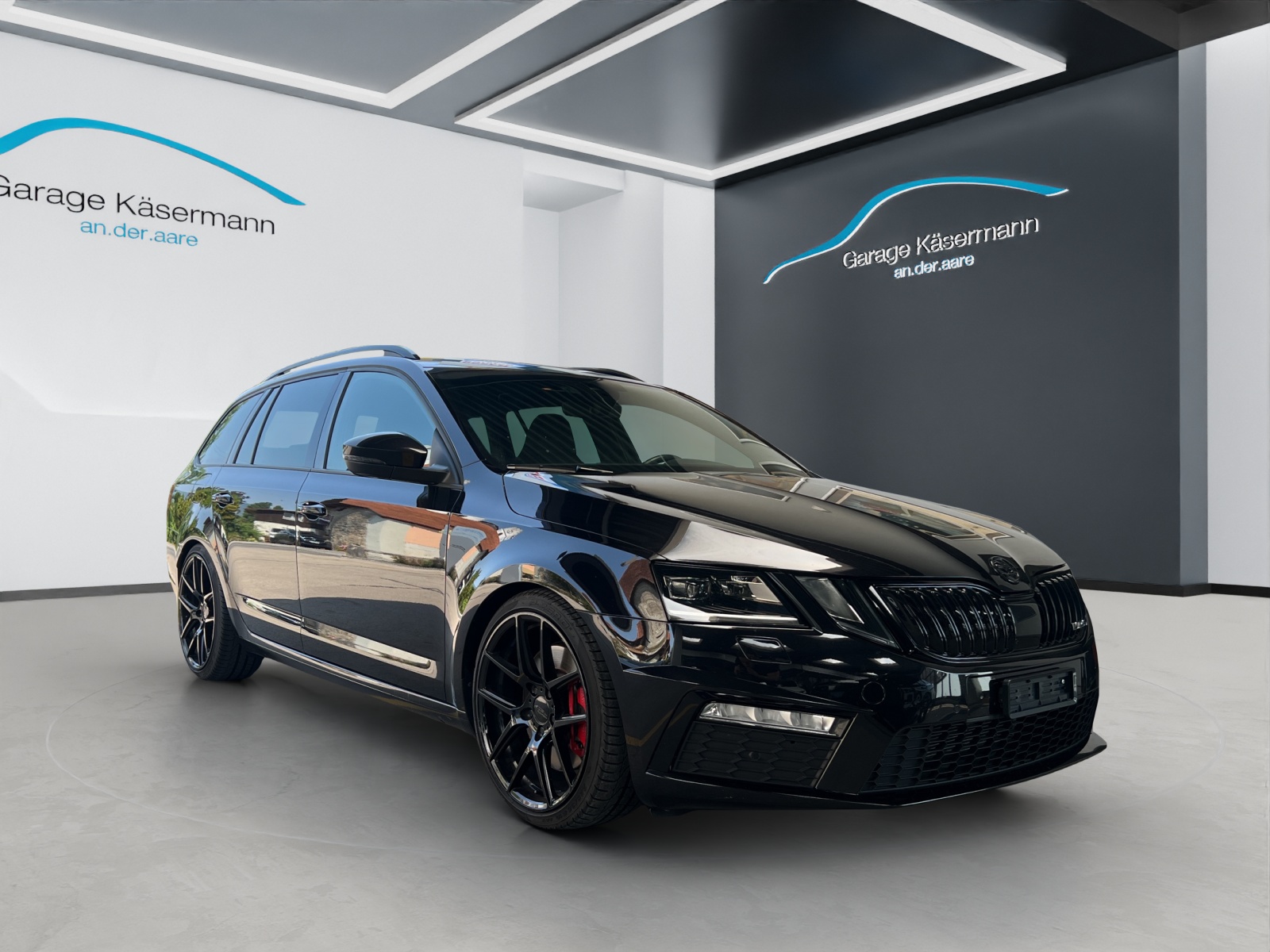 SKODA Octavia Combi 2.0 TSI RS DSG-showroom-element-2