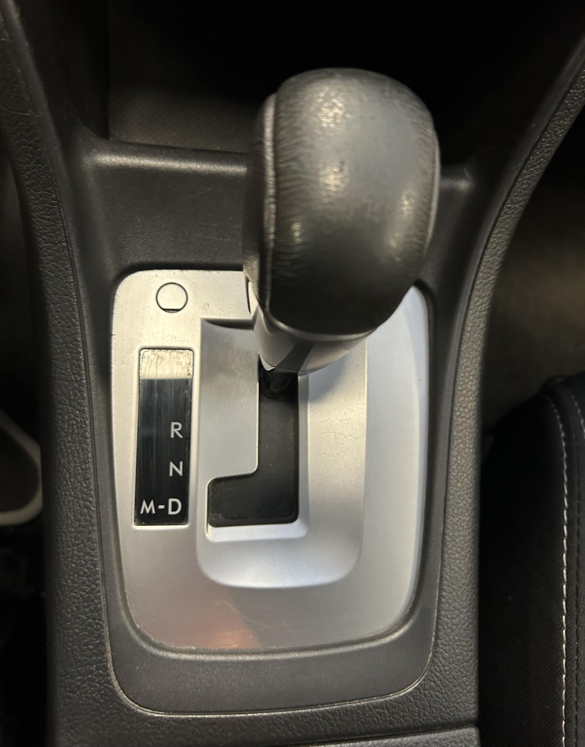 SUBARU XV 2.0i Swiss Two-image-9