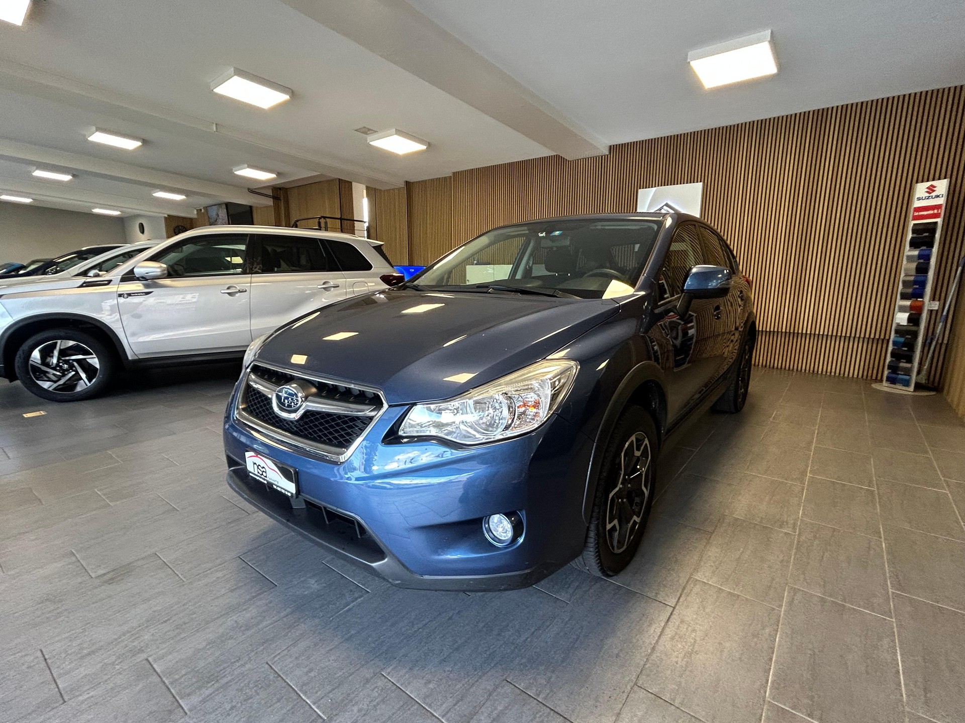 SUBARU XV 2.0i Swiss Two-showroom-element-3