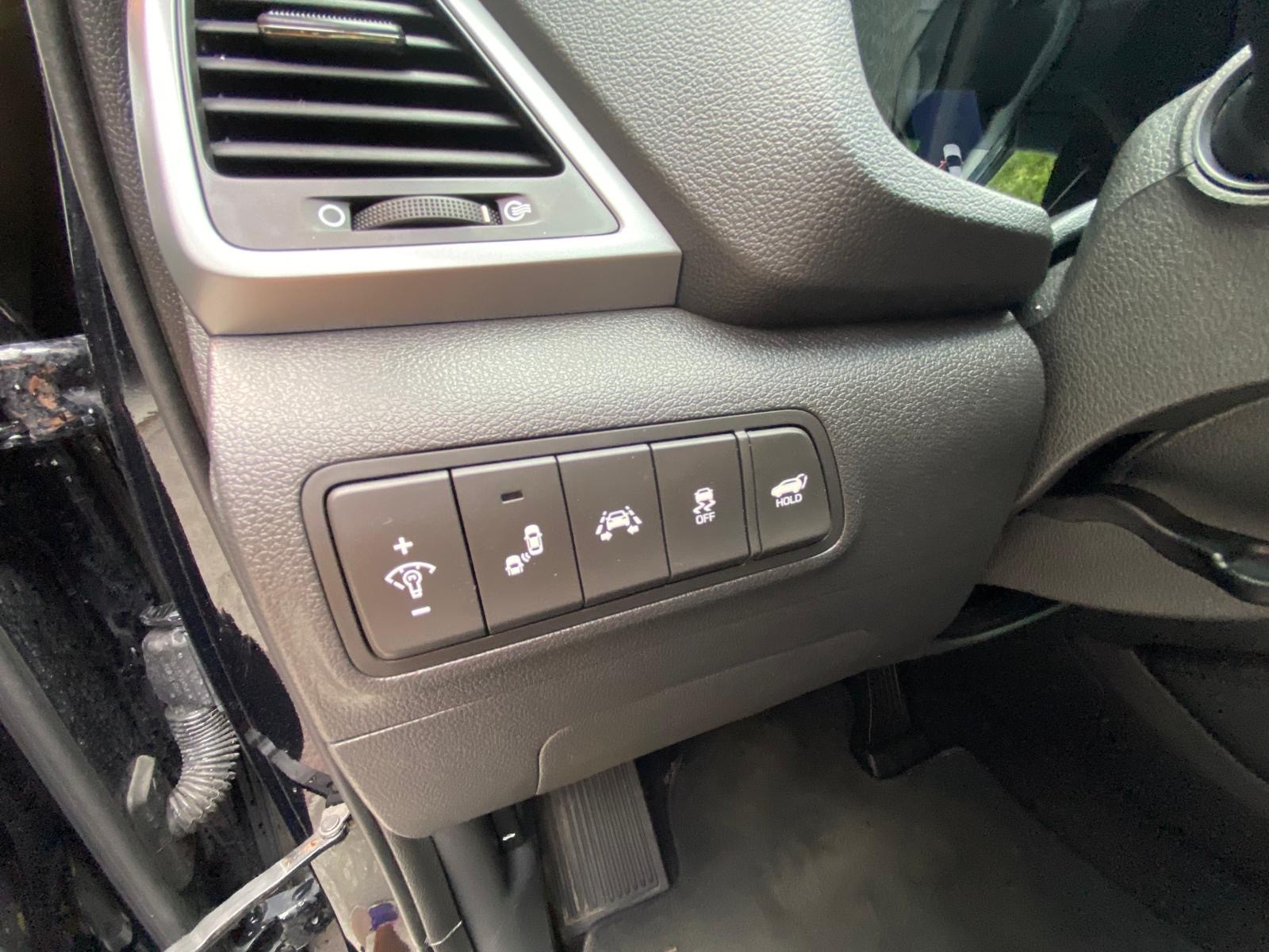 HYUNDAI Tucson 2.0 CRDI Vertex 4WD Automatic-image-7