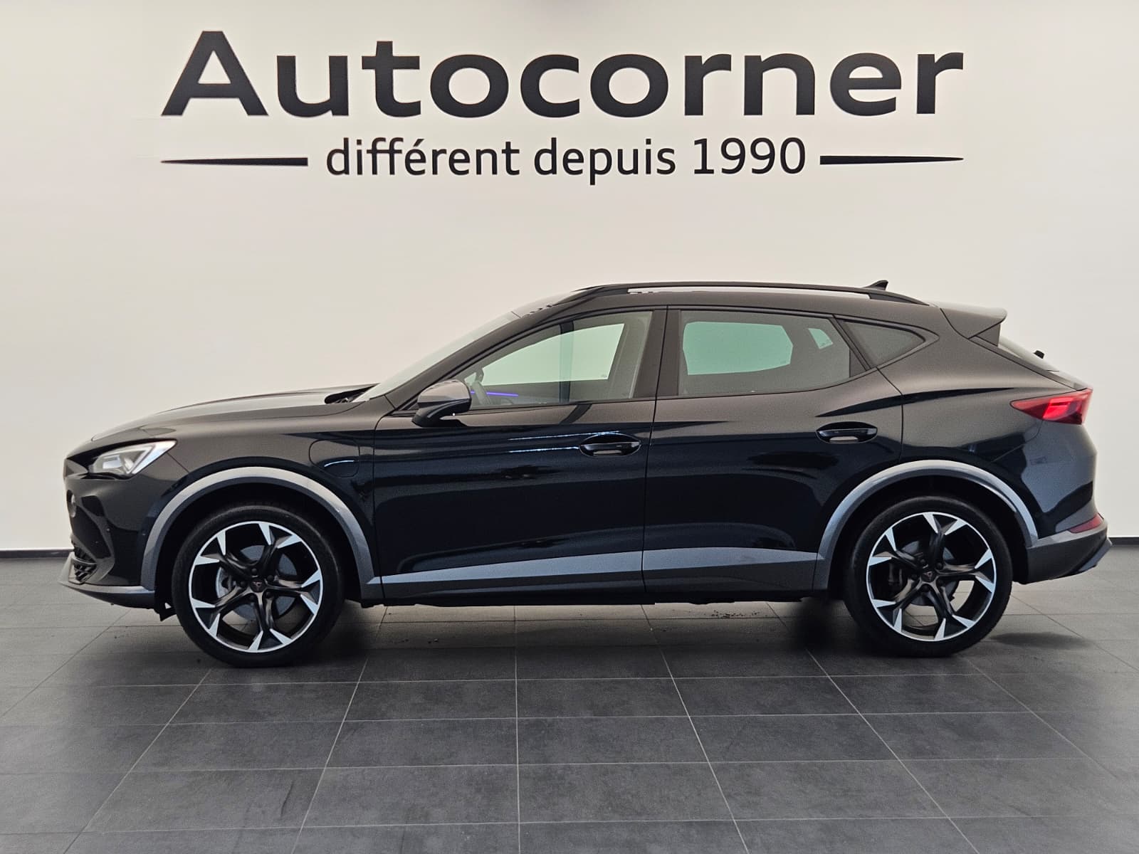CUPRA Formentor 1.4 e-HYBRID pHEV Inicio DSG-showroom-element-1