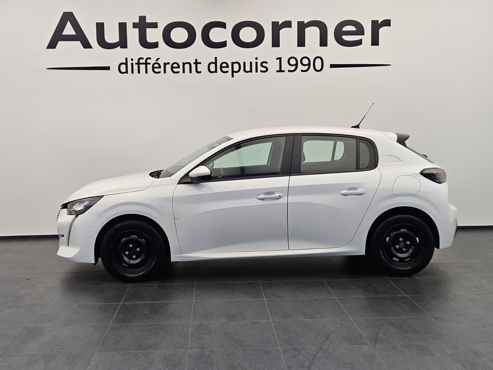 PEUGEOT 208 1.2 PureTech Active Pack-showroom-element-1