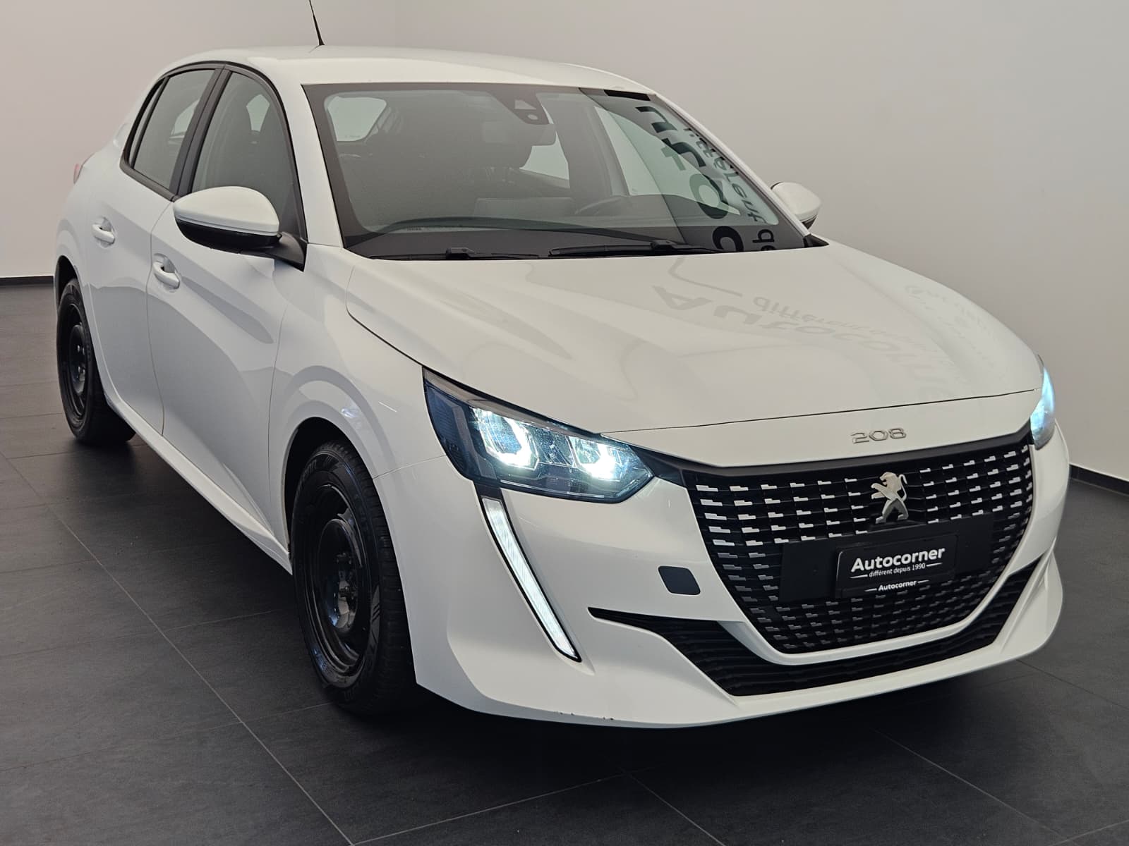 PEUGEOT 208 1.2 PureTech Active Pack-image-4