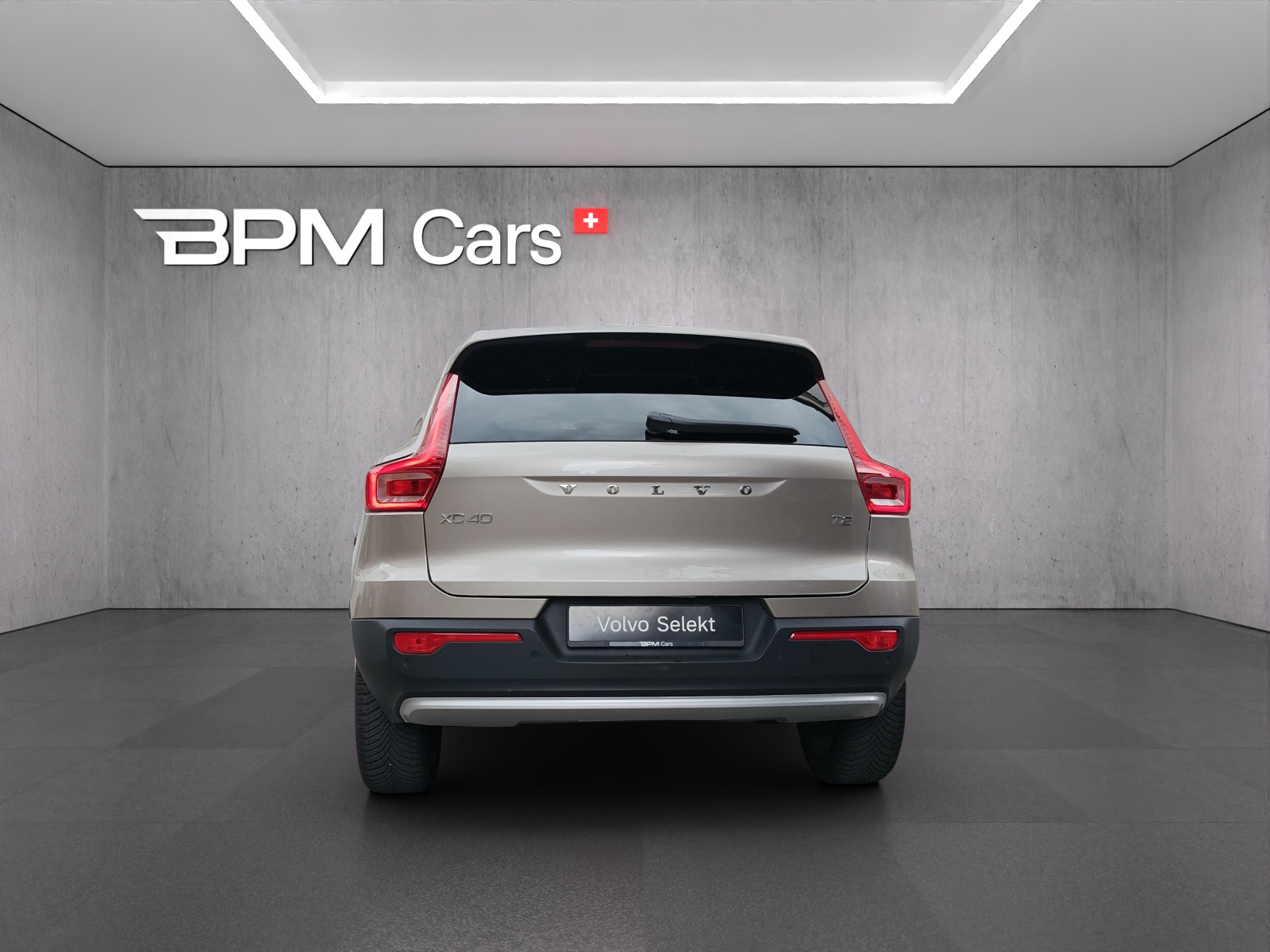 VOLVO XC40 1.5 T2 XCITE-showroom-element-2