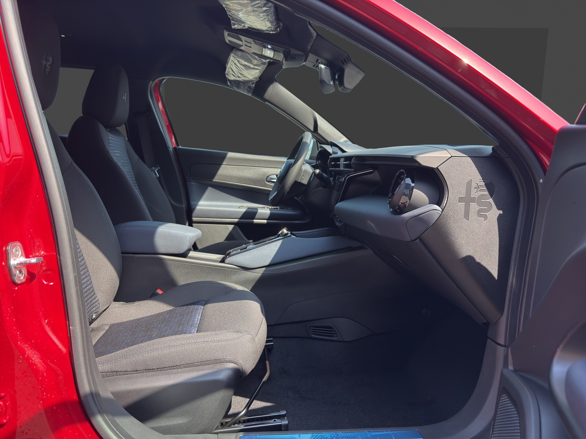ALFA ROMEO Junior 1.2 48V Hybrid Sprint TECH-image-13