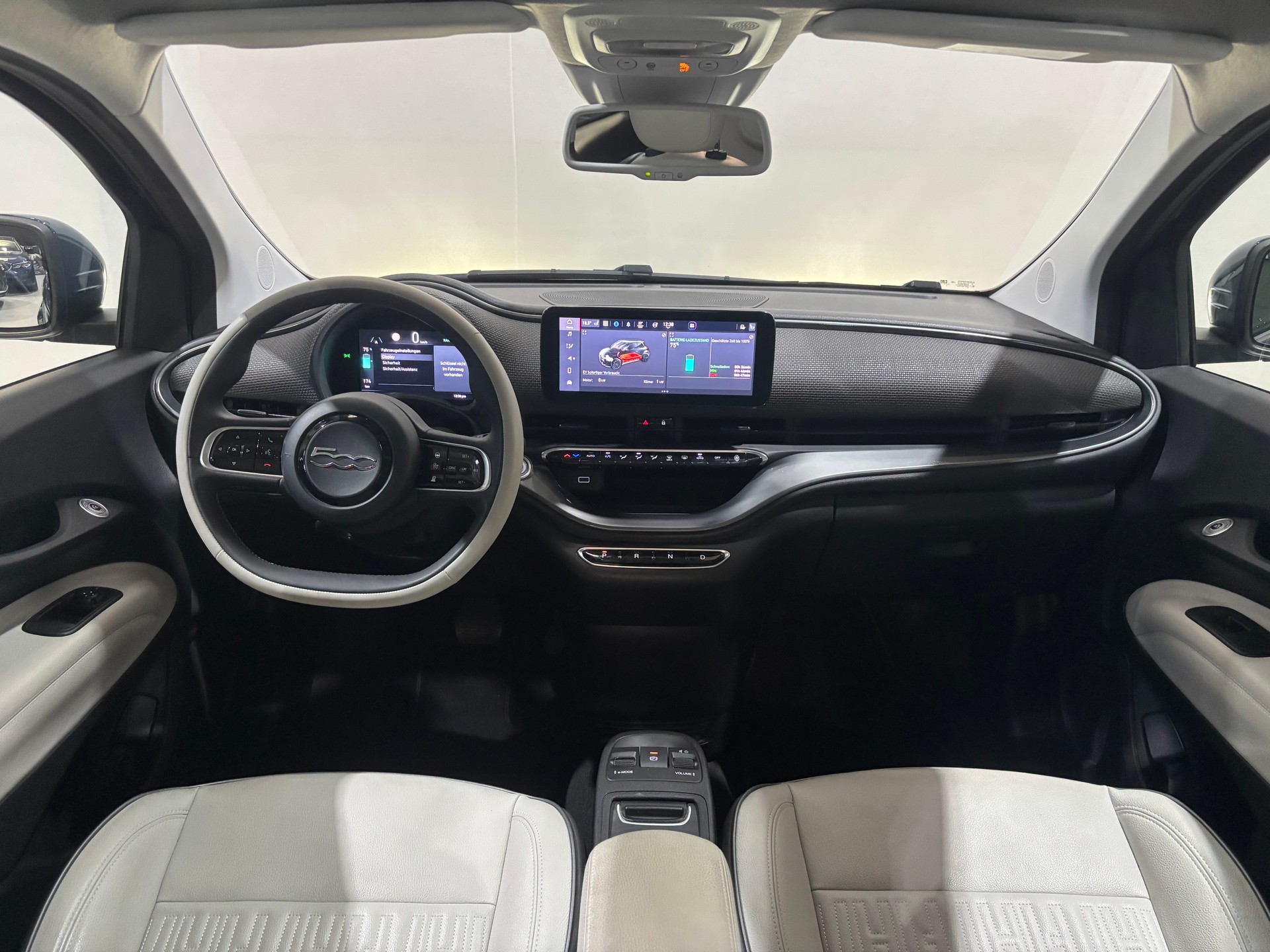 FIAT 500 electric 87 kW La Prima-image-13