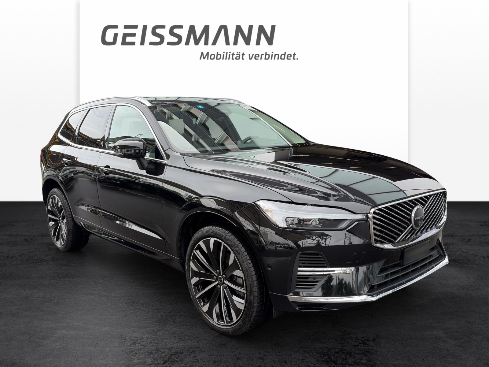 VOLVO XC60 2.0 T8 TE Ultra Bright eAWD-showroom-element-1