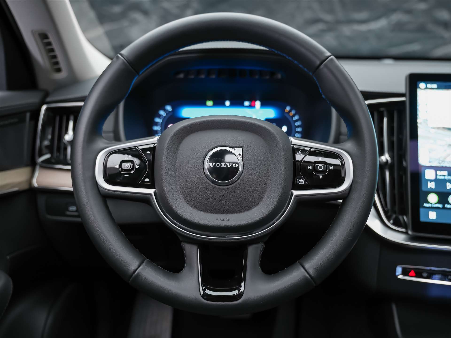 VOLVO XC90 B5 AWD Plus Bright Geartronic *Facelift*7 Plätzer*Panorama*AHK*-image-22