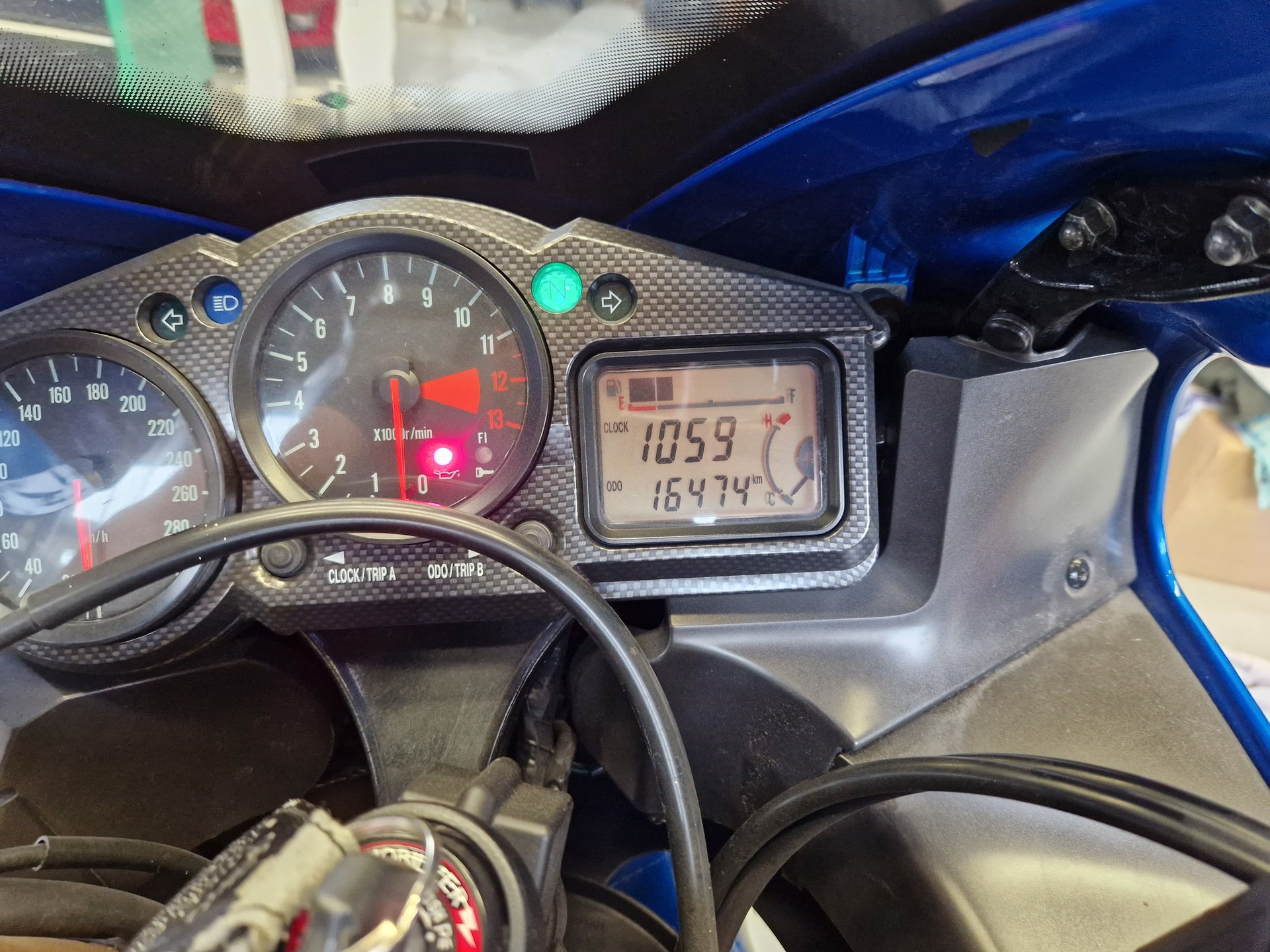 KAWASAKI Ninja ZX-12R B1-image-4