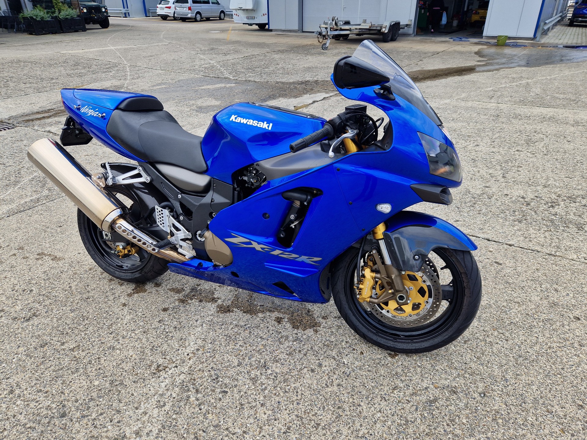 KAWASAKI Ninja ZX-12R B1