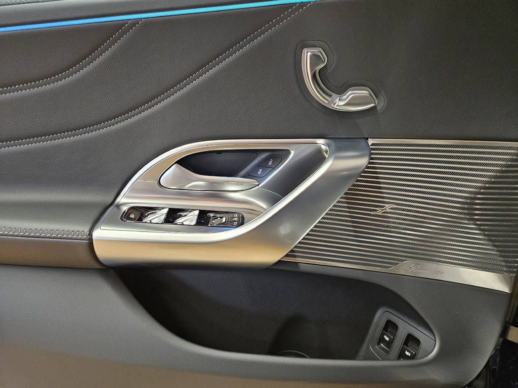 MERCEDES-BENZ C 400 4Matic elektrisch-image-9